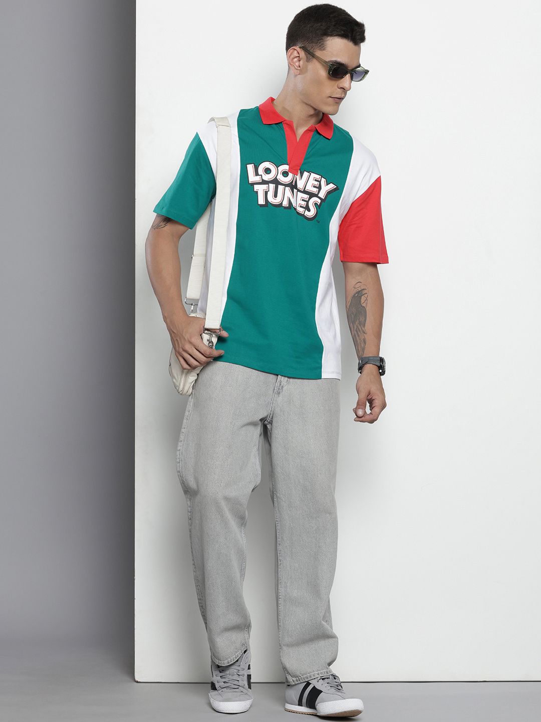 The Indian Garage Co Bugs Bunny Printed Drop-Shoulder Sleeves Pure Cotton Boxy T-shirt