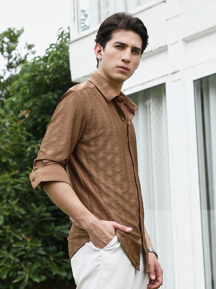 Campus Sutra Comfort Textured Spread Collar Casual Shirt