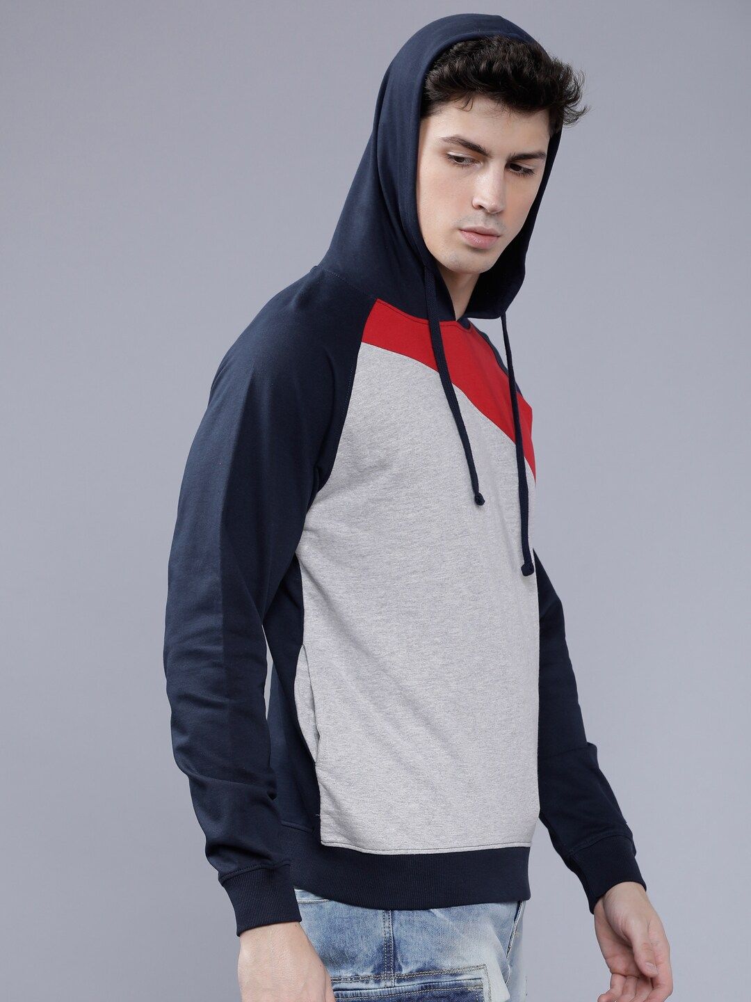 The Indian Garage Co Men Navy Blue & White Colourblocked Hooded Sweatshirt