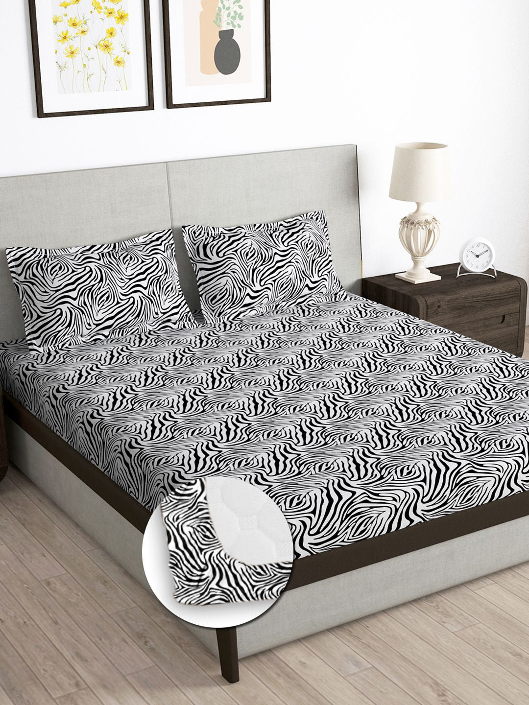 Story@home Black & White 180 TC Abstract Queen Fitted Bedsheet With 2 Pillow Covers