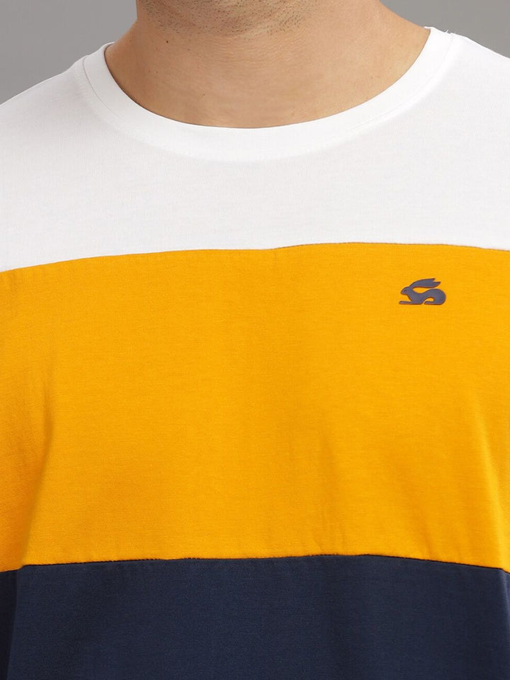 ADRO Colourblocked Regular Fit Cotton T-shirt