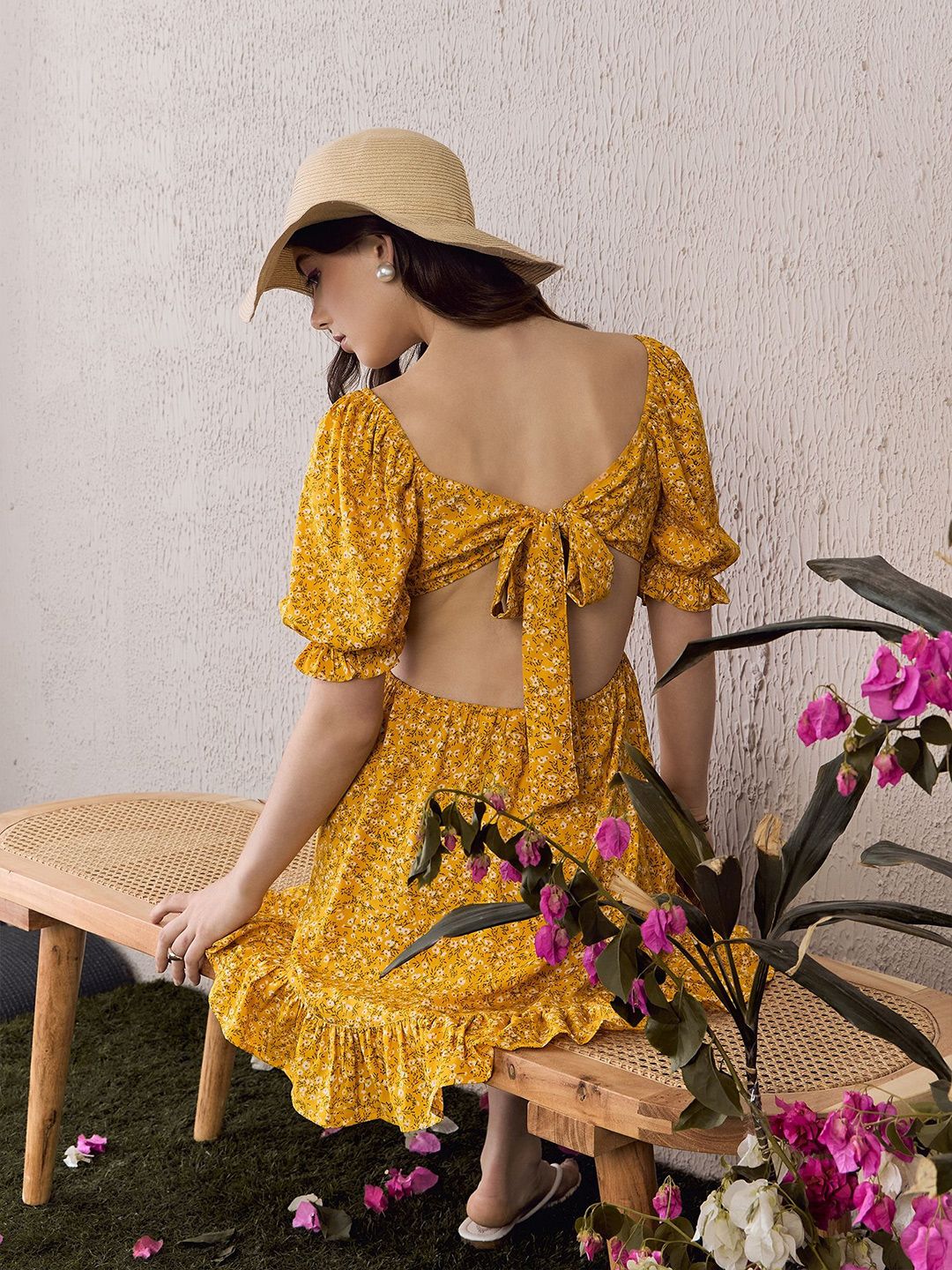 Berrylush Women Floral Print Puff Sleeve Ruffled Fit & Flare Dress