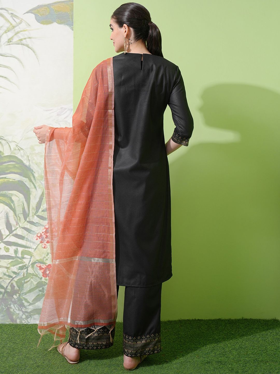 Vishudh Black Ethnic Motifs Printed Straight Kurta With Palazzos & Dupatta