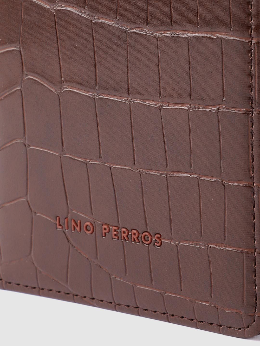 Lino Perros Women Textured Passport Holder