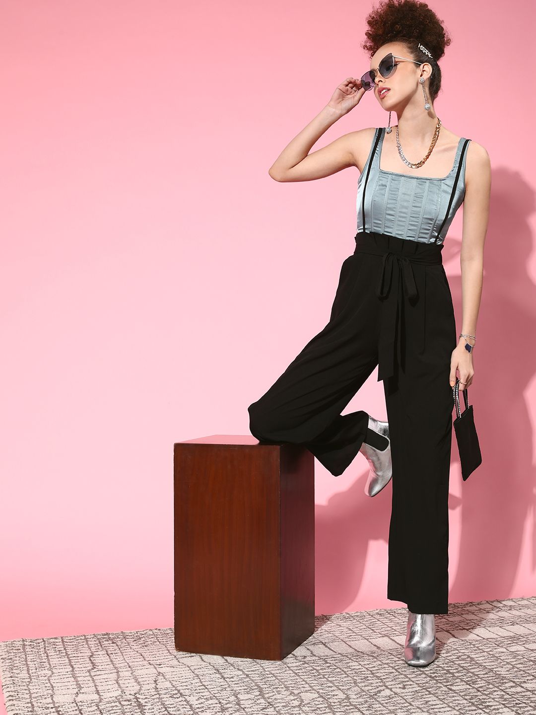 Berrylush Women Black Solid High-Rise Pleated Trousers with Suspenders