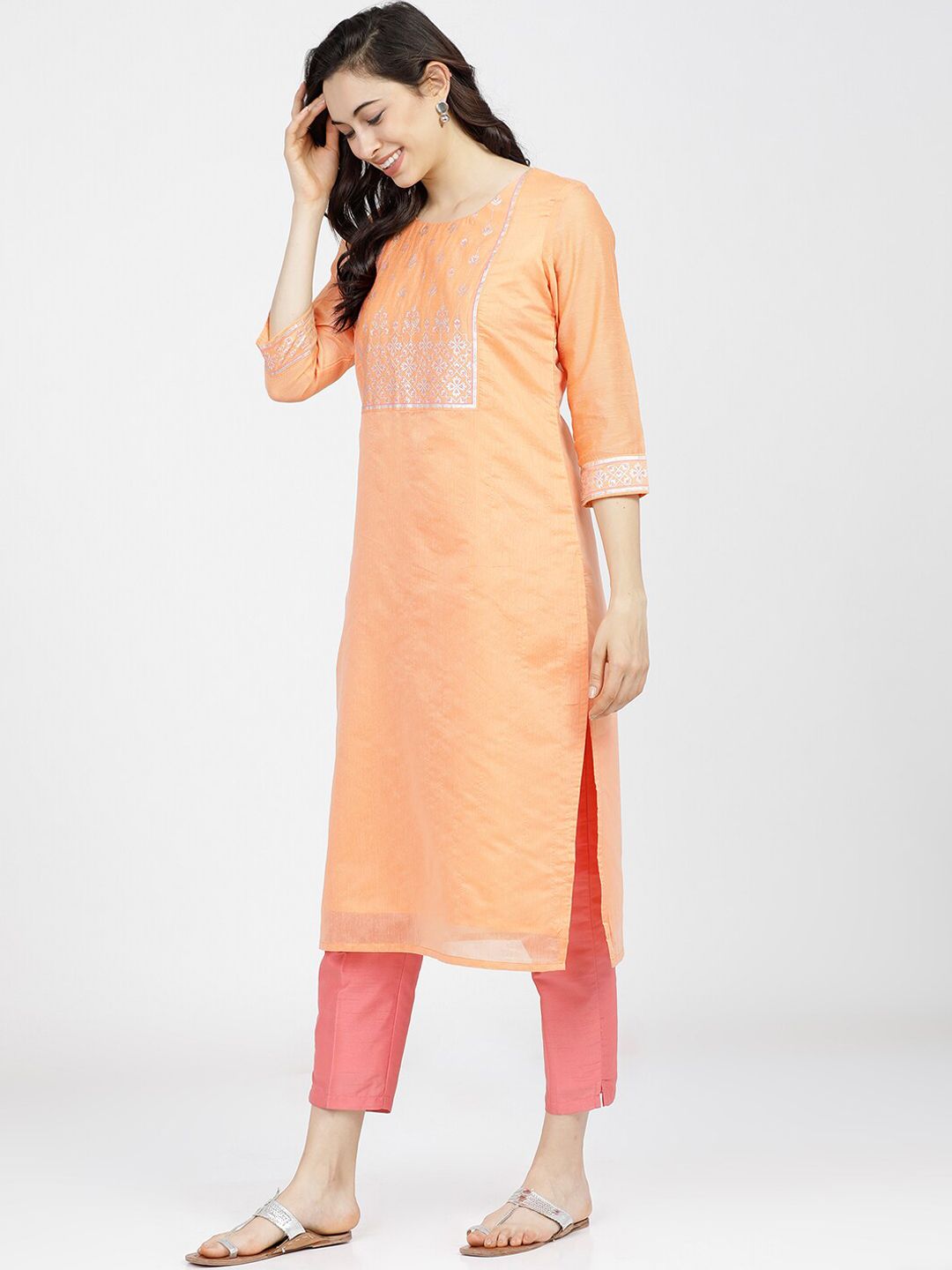 Vishudh Women Peach-Coloured Yoke Design Kurta
