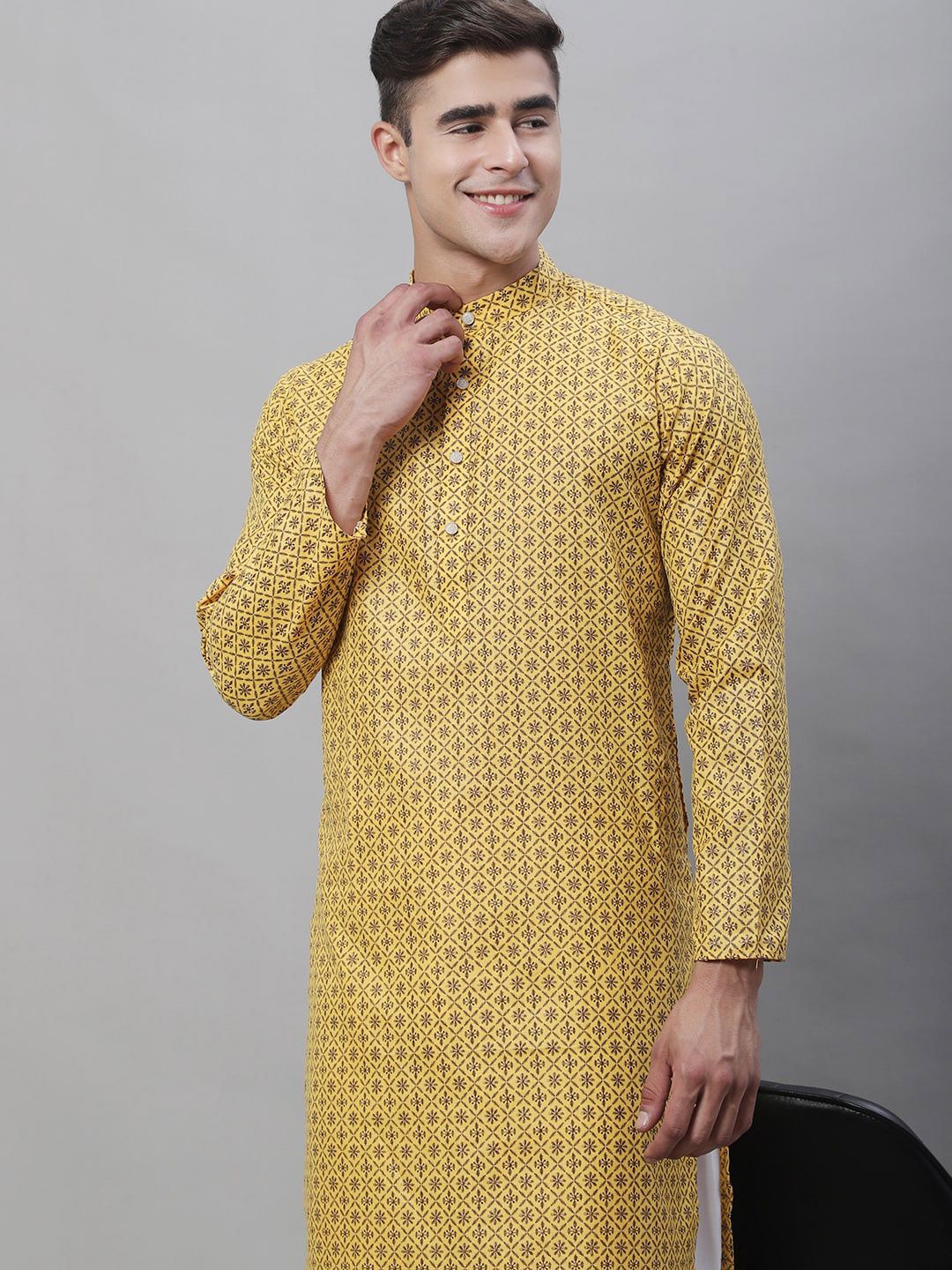 SOJANYA Men Geometric Printed Cotton Linen Kurta