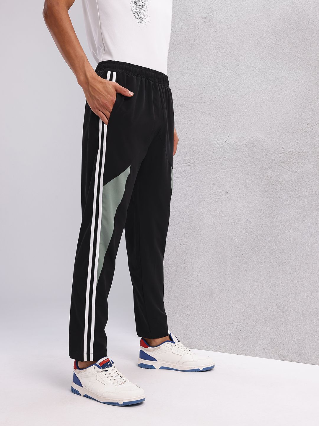 HRX by Hrithik Roshan Men Mid-Rise Colourblocked Lifestyle Track Pants with Side Stripes