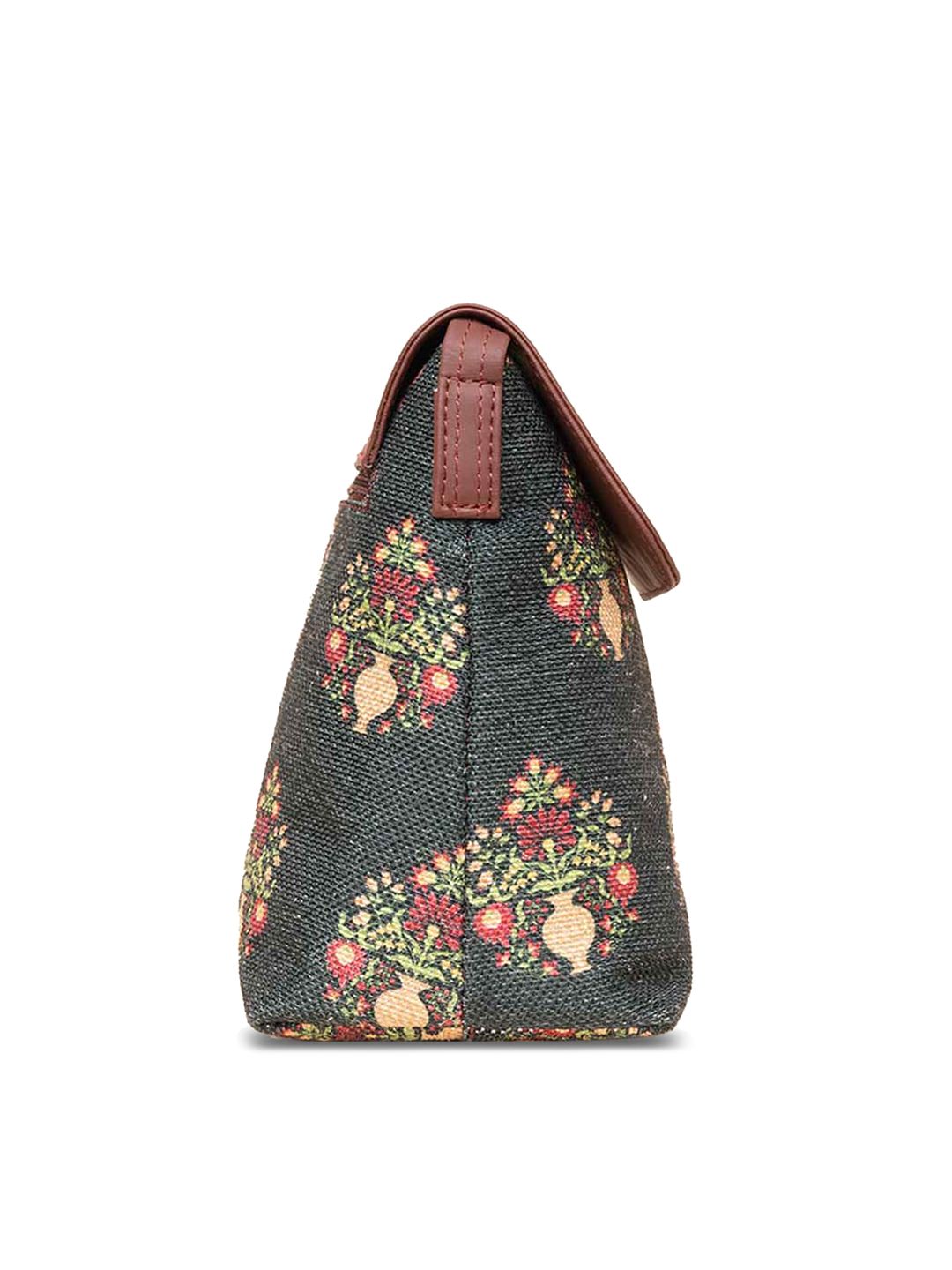ZOUK Ethnic Motifs Printed Swagger Sling Bag