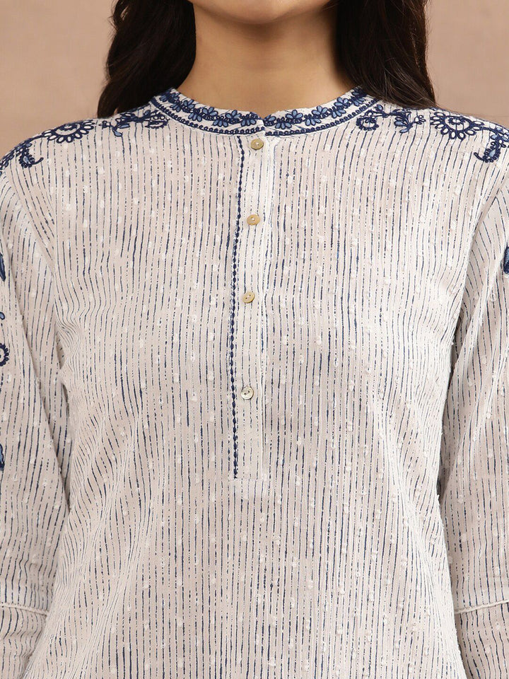 W Striped Thread Work Mandarin Collar Pure Cotton Kurta with Trousers