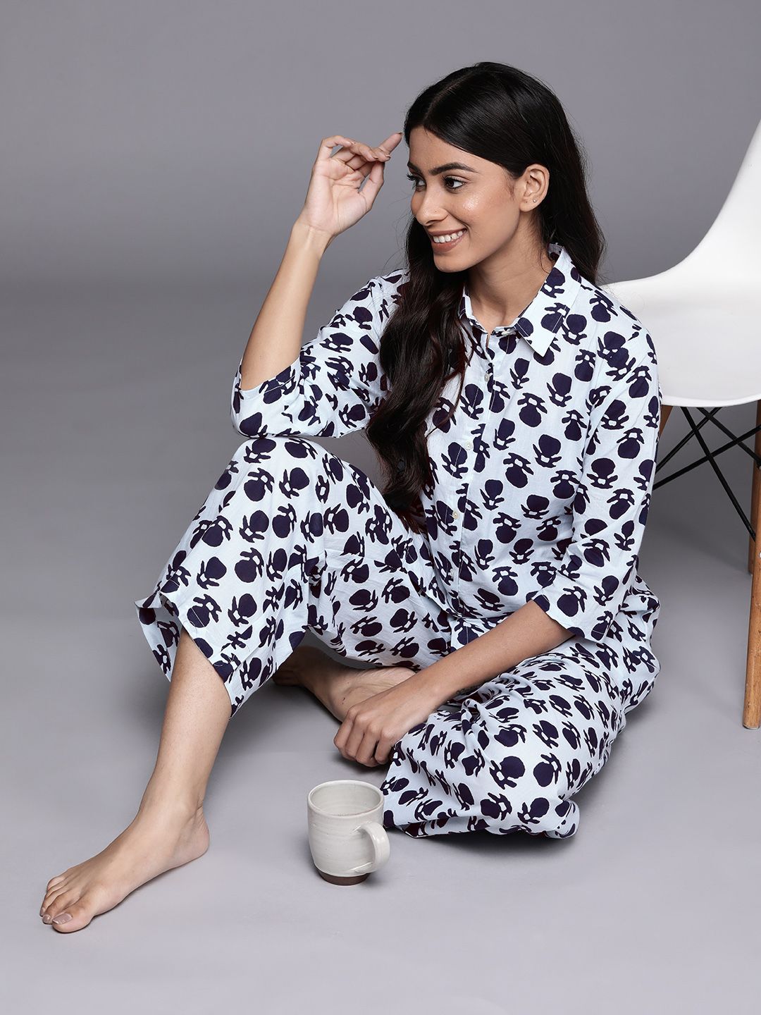 Libas Women White & Navy Blue Printed Pure Cotton Night suit