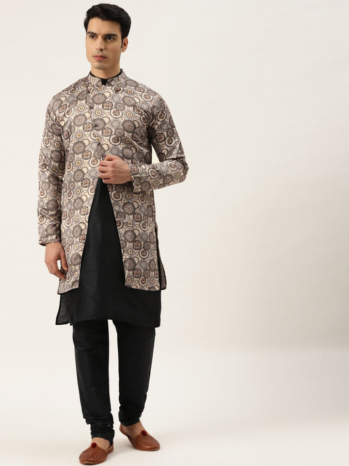 SOJANYA Men Black Solid Kurta Set With Printed Jacket