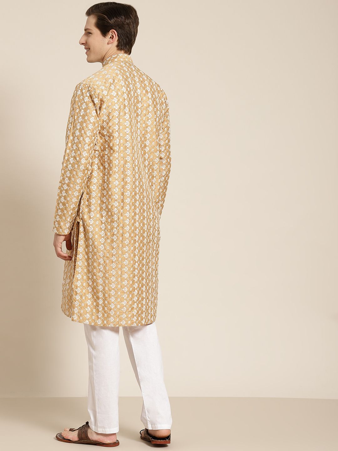 SOJANYA Lelaki Motif Etnik Emas & Putih Sulam Kurta