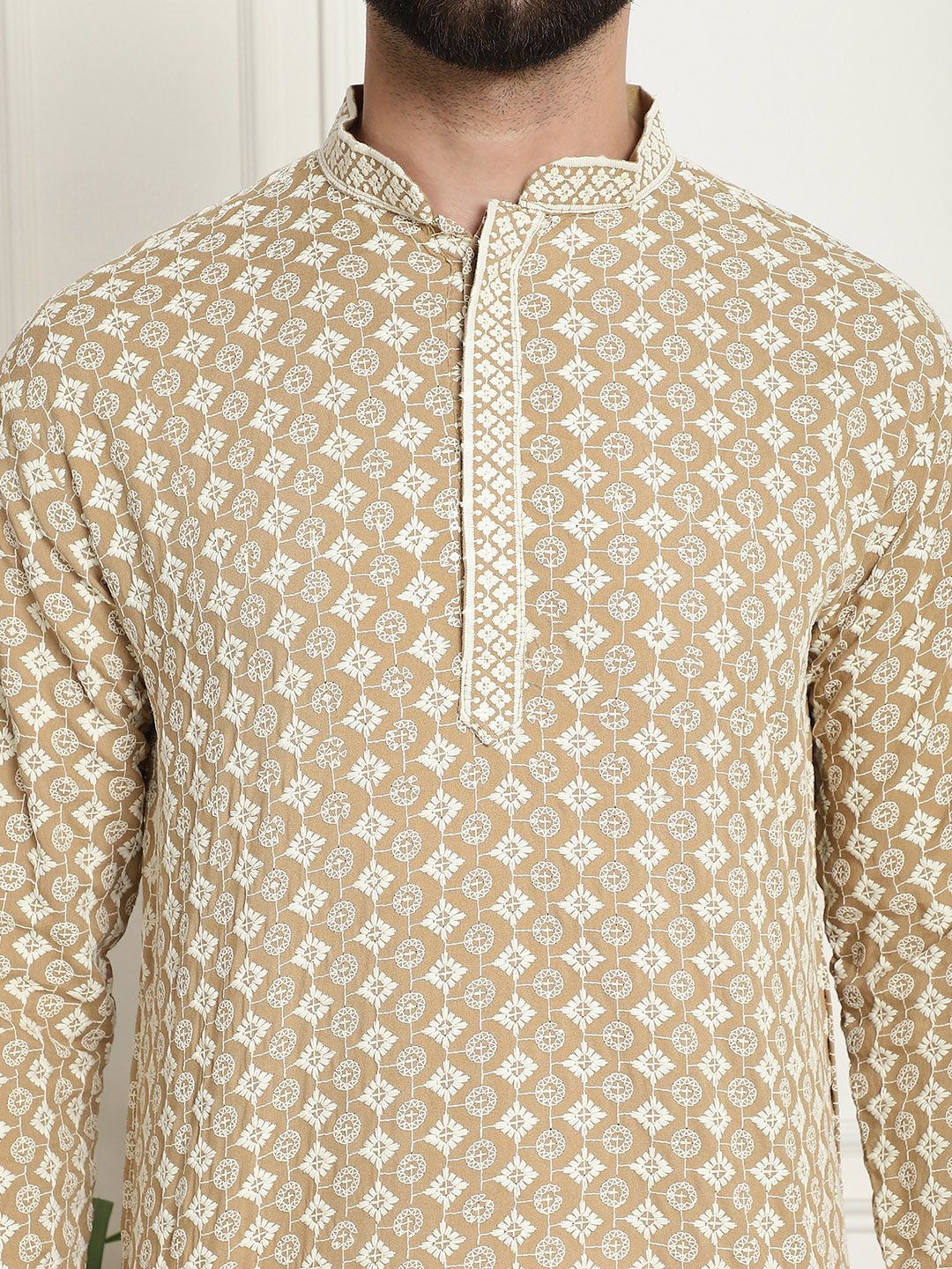 SOJANYA Ethnic Motifs Embroidered Mandarin Collar Sequined Pure Cotton Straight Kurta