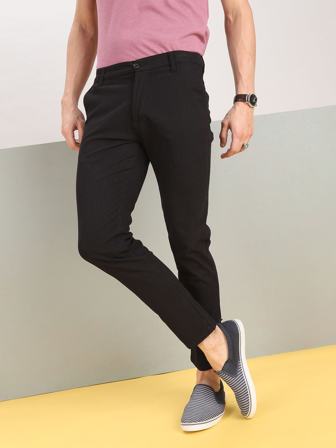 The Indian Garage Co Men Black Slim Fit Easy Wash Trousers