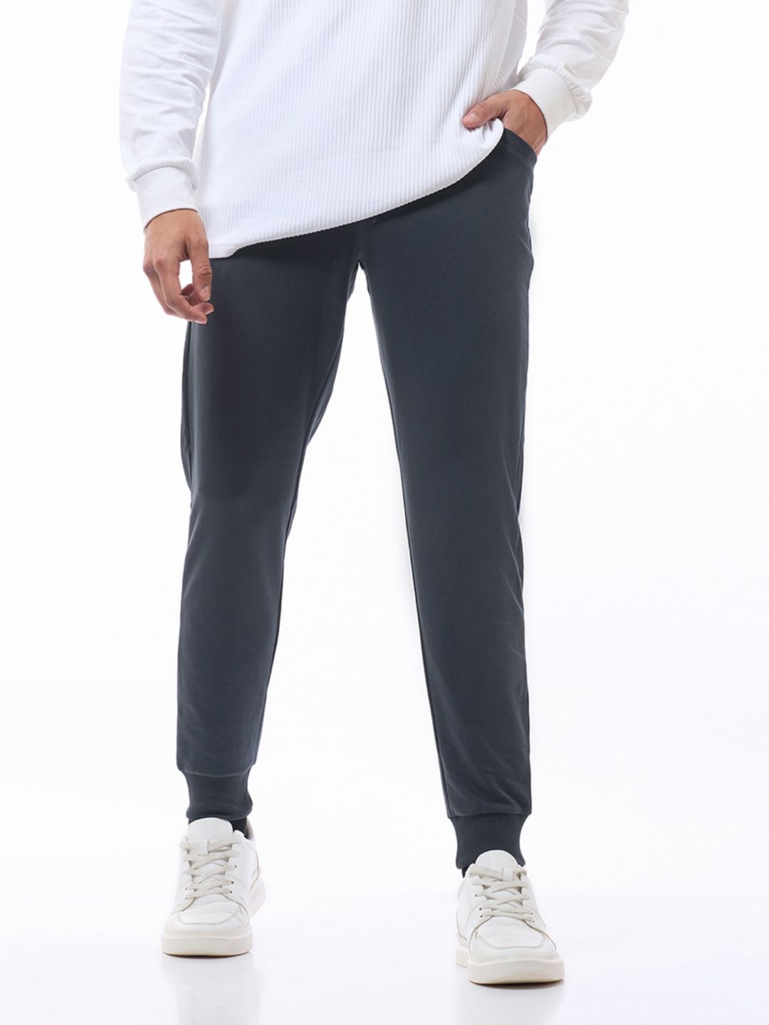 Bewakoof Men Navy Blue Solid Straight-Fit Joggers