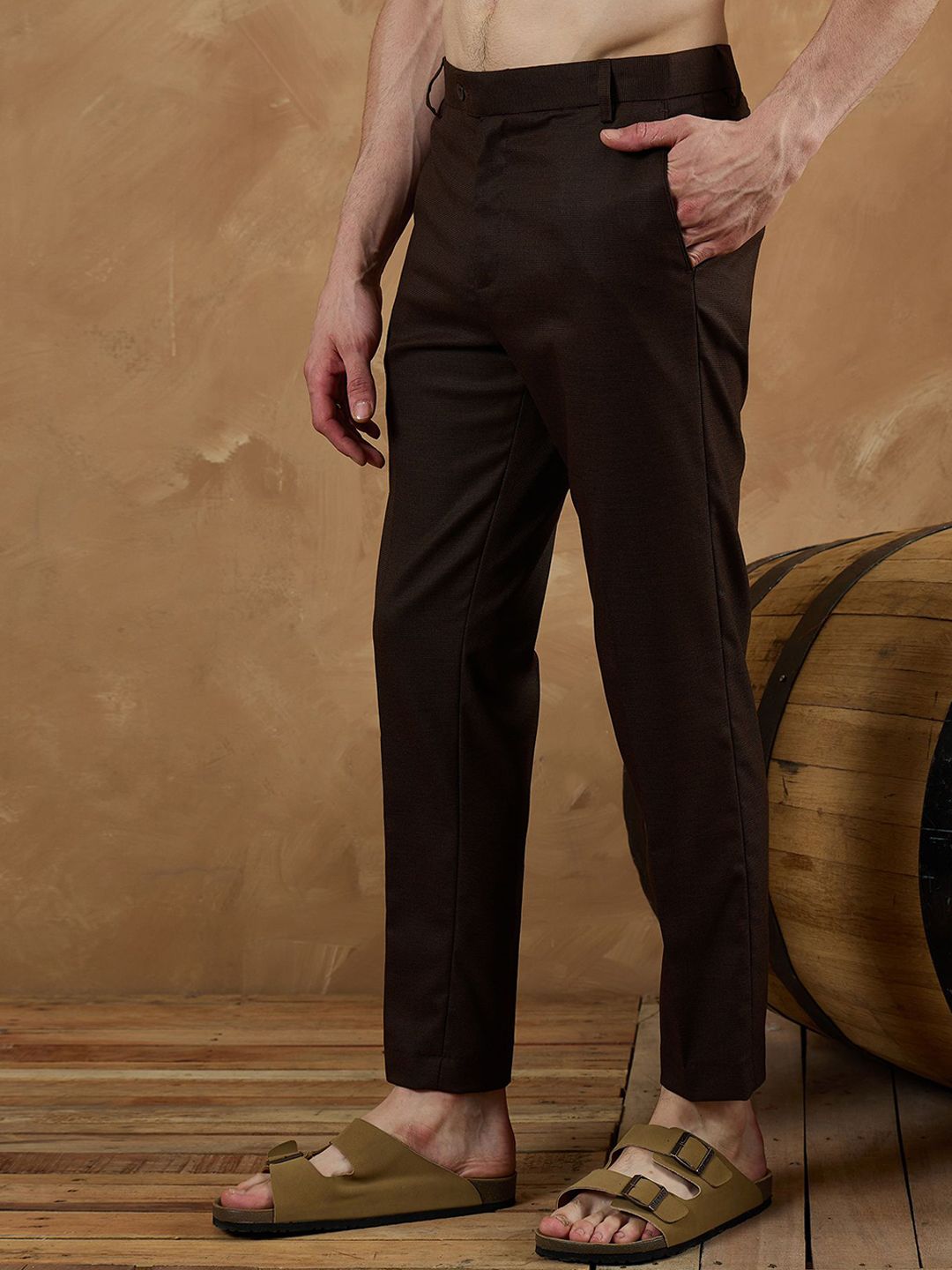 DENNISON Men Textured Smart Tapered Fit Easy Wash Trousers