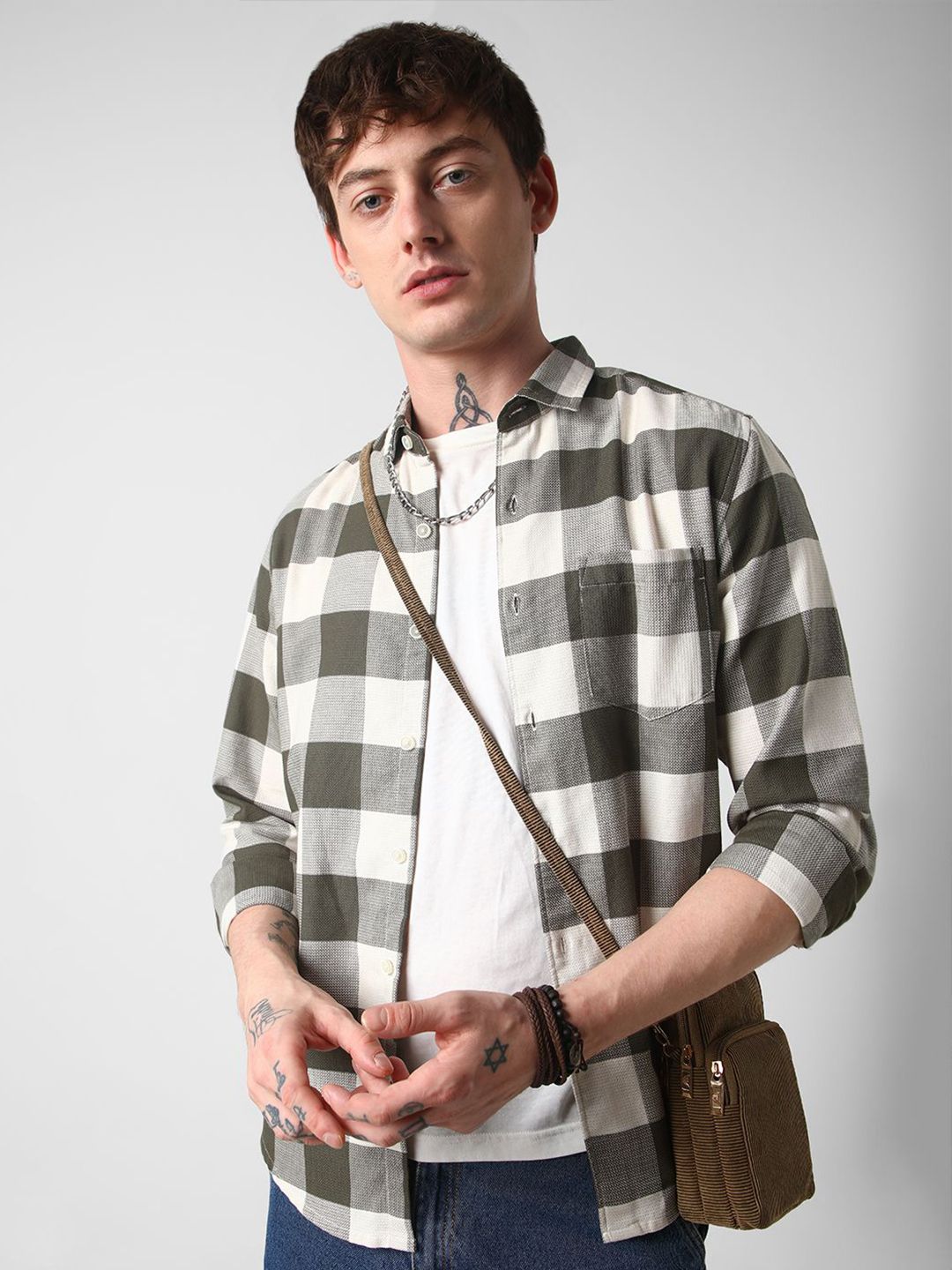 VASTRADO Men Classic Slim Fit Gingham Checks Opaque Checked Casual Shirt