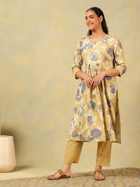 Mamicha Women Floral Printed Regular Thread Work Kurta with Trousers