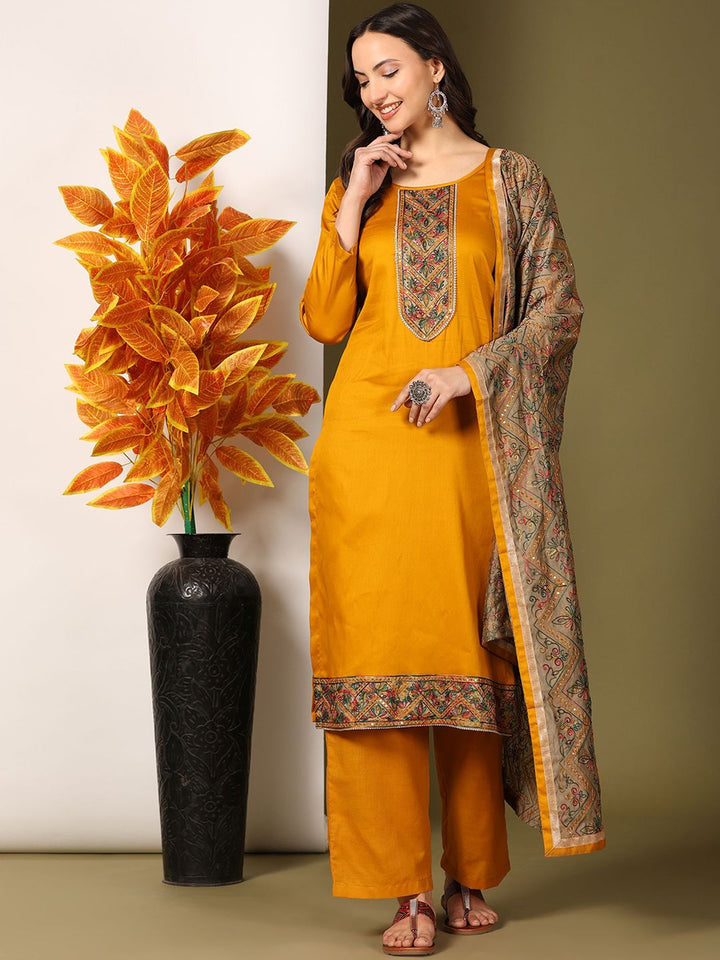 Mamicha Women Embroidered Regular Pure Cotton Kurta with Palazzos & With Dupatta