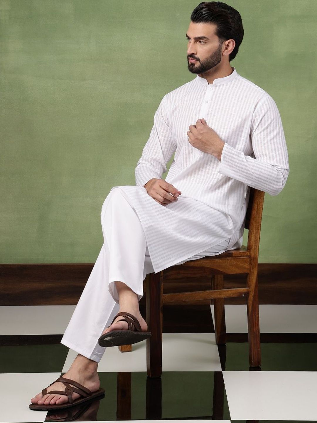 SOJANYA Men Striped Kurta
