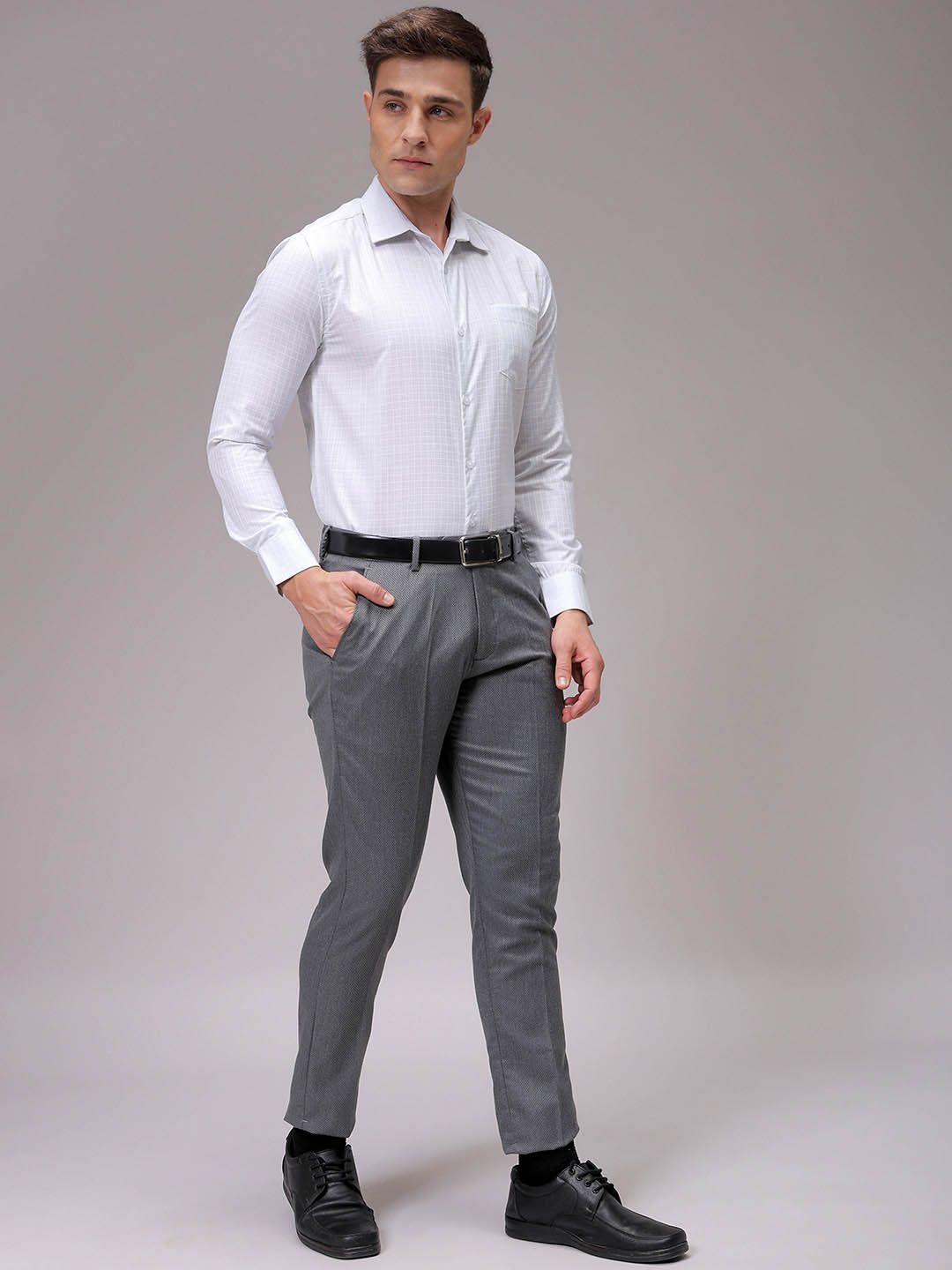 The Indian Garage Co. X Luxe Men Slim Fit Opaque Checked Formal Shirt