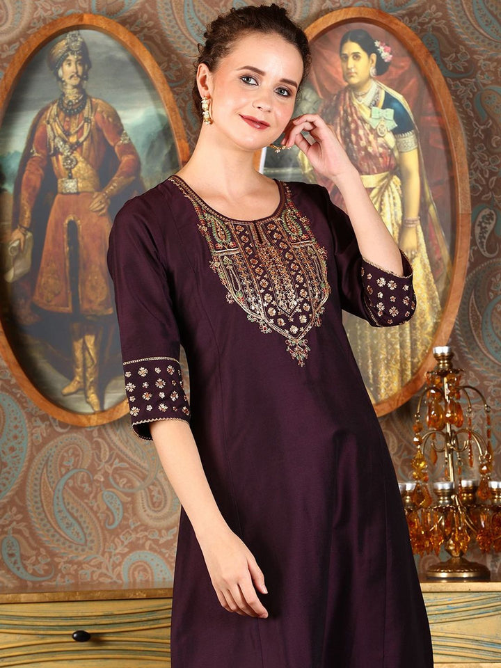 W Women Ethnic Motifs Embroidered Flared Sleeves Kurta