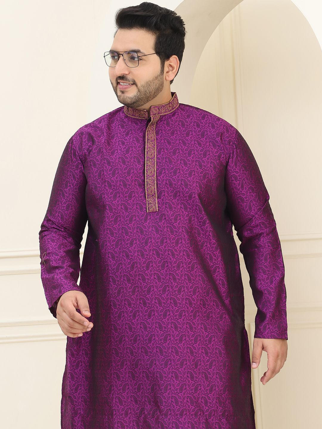 SOJANYA PLUS Ethnic Motifs Woven Design Kurta with Pyjamas