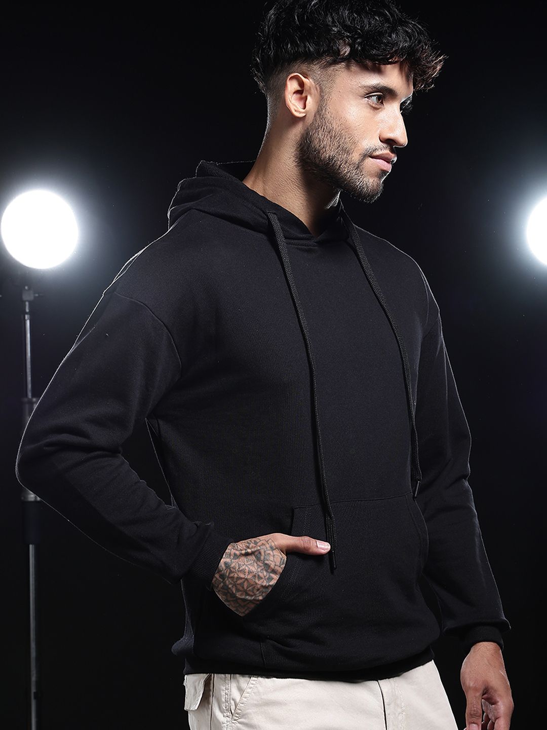 Sweatshirt Anti Bau Bertudung Kapas Eszett