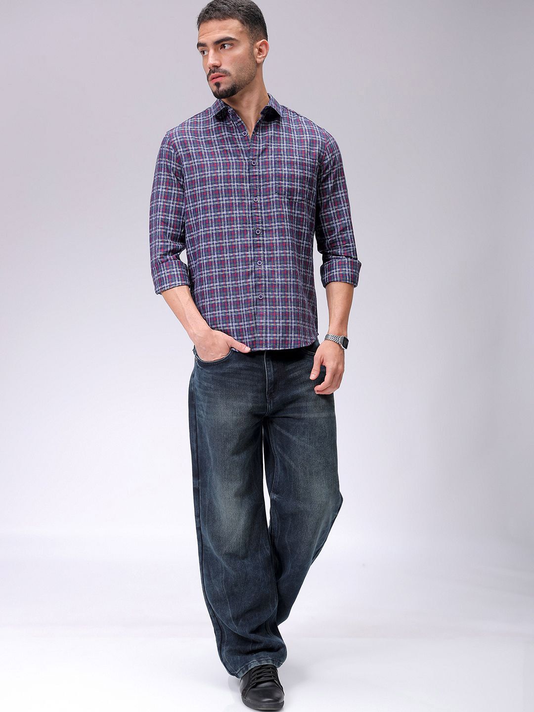 The Indian Garage Co Men Slim Fit Opaque Checked Casual Shirt