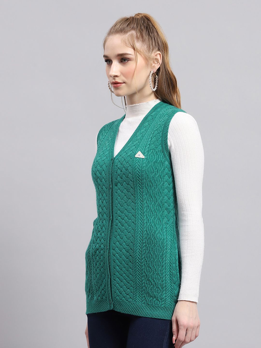Monte Carlo V-Neck Cable Knitted Cardigan Sweater