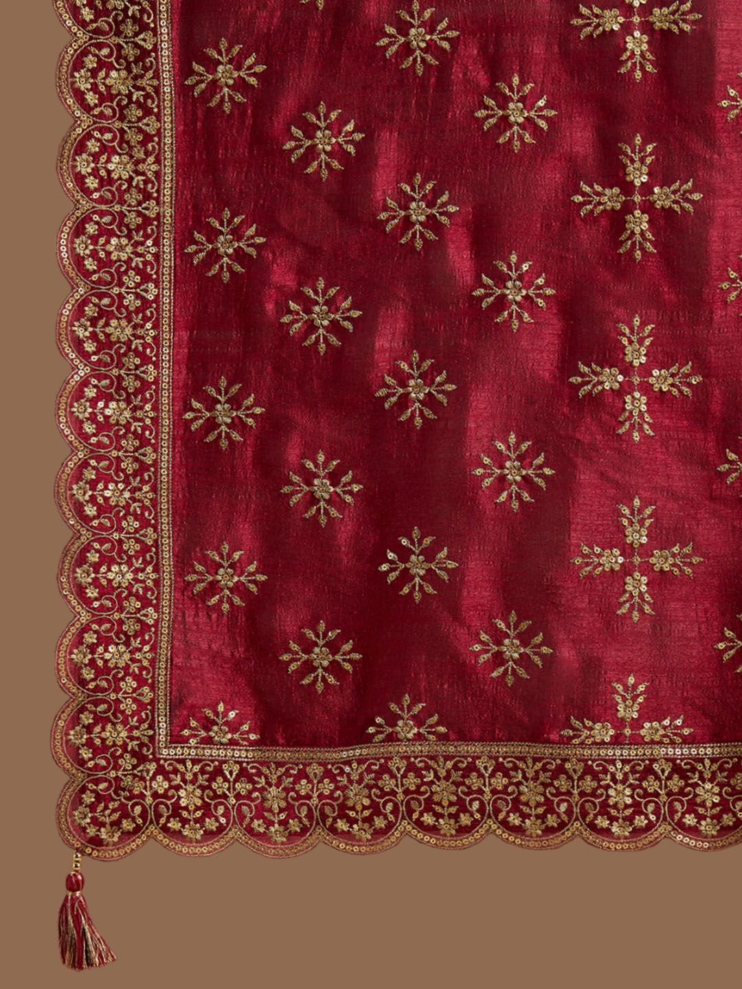 Libas Fuchsia Ethnic Motifs Embroidered Thread Work Kurta with Trousers & With Dupatta