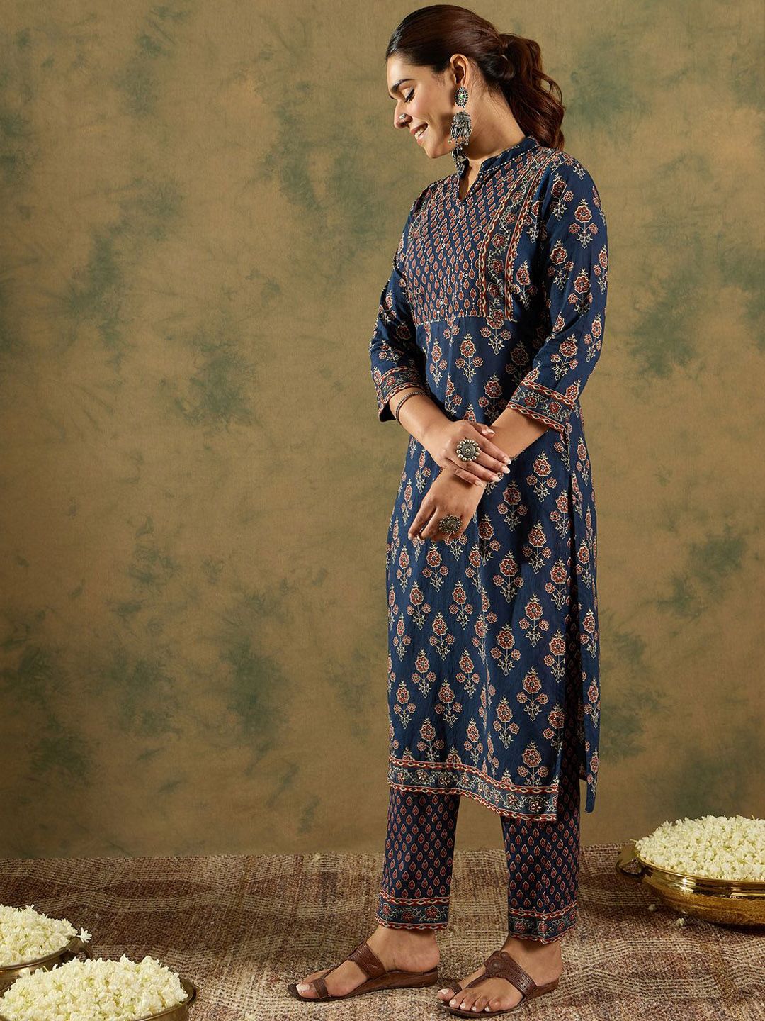 Indo Era Ethnic Motifs Printed Pure Cotton Kurta With Trousers