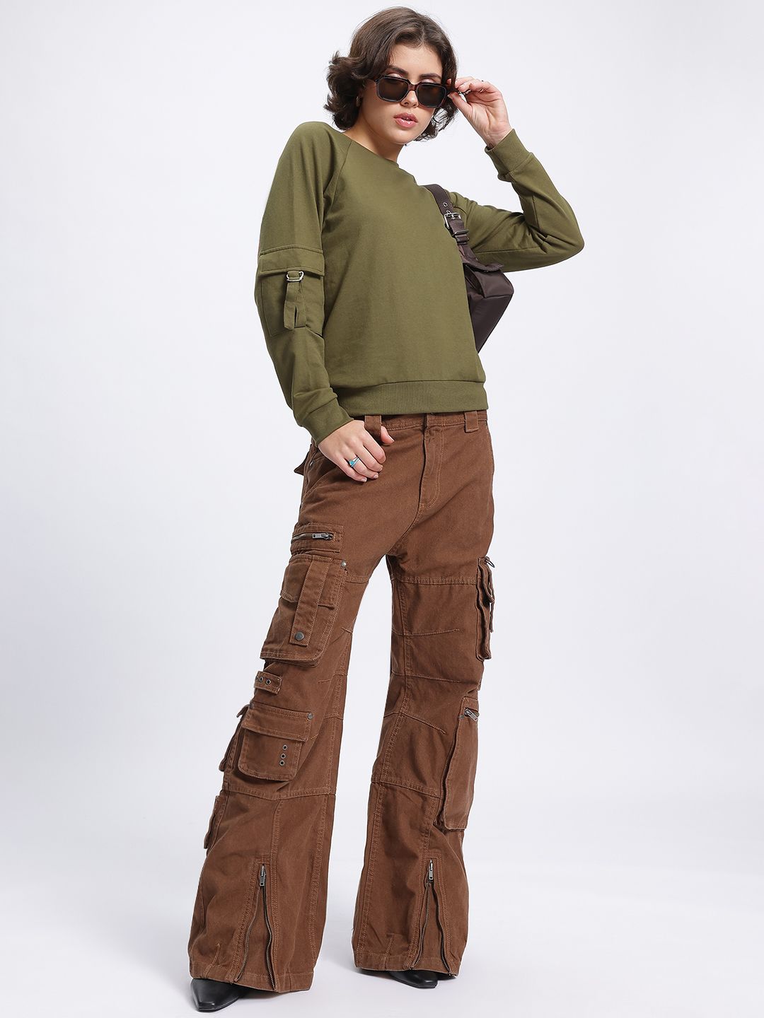 DressBerry Raglan Sleeves Pocket Sweatshirt