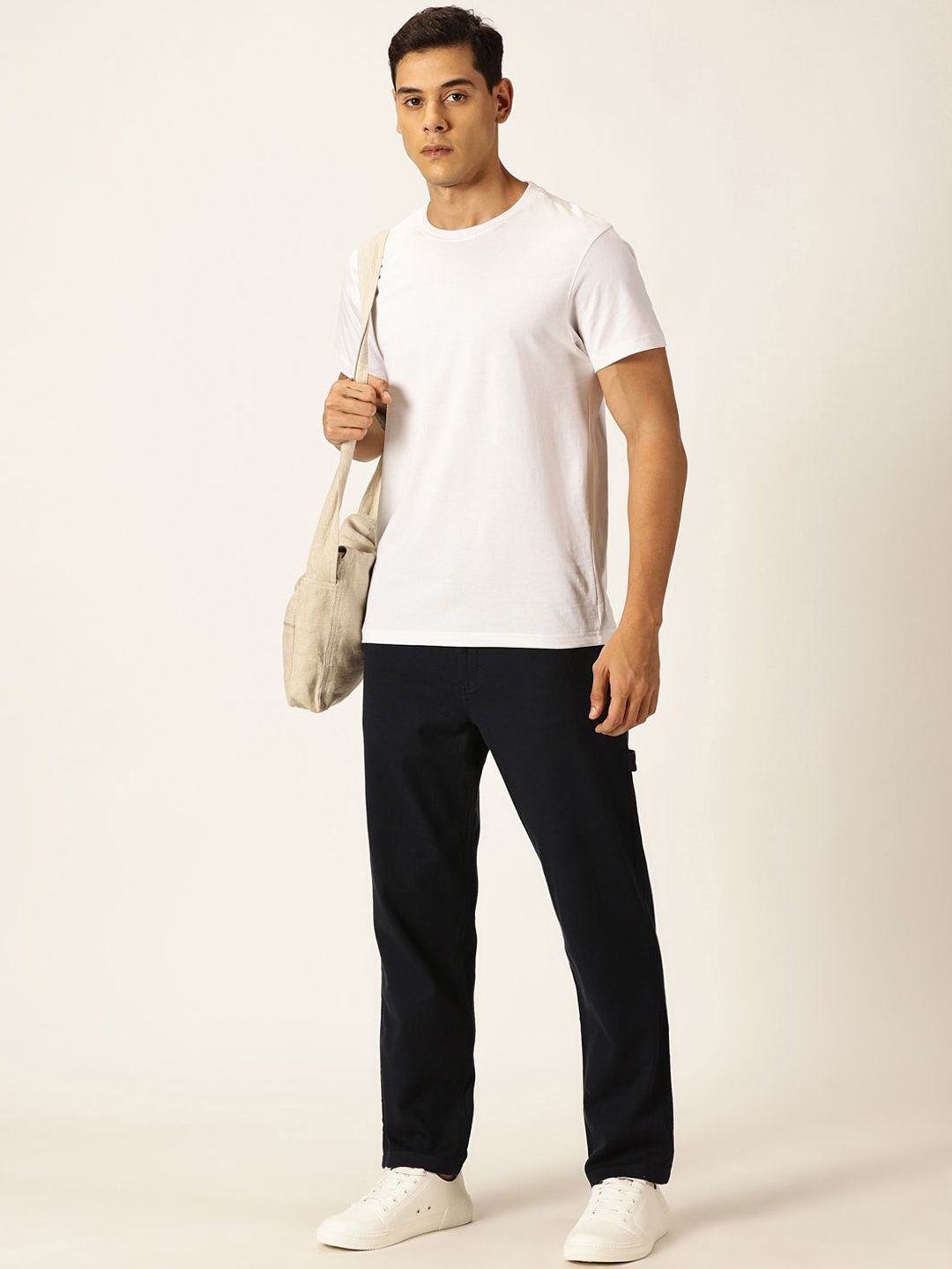 Thomas Scott Men Urban Regular Fit Mid-Rise Easy Wash Linen Chinos Trousers