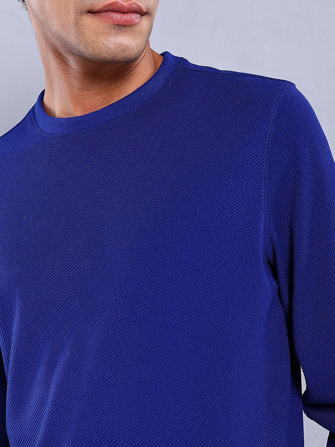 The Indian Garage Co Self Design Textured Long Sleeve Pullover Sweatshirt