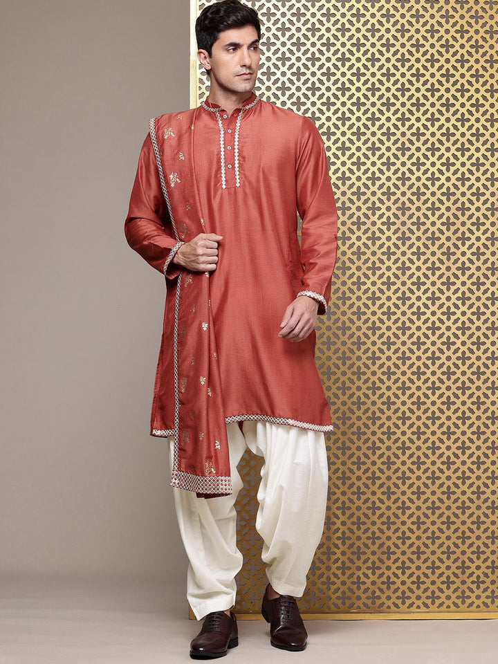 House of Pataudi Regular Jashn Kurta with Patiala & Dupatta