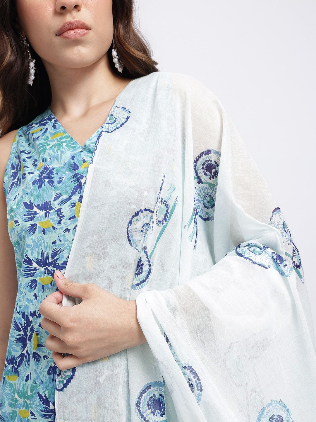 HERE&NOW Abstract Printed Kurta with Trousers & Dupatta