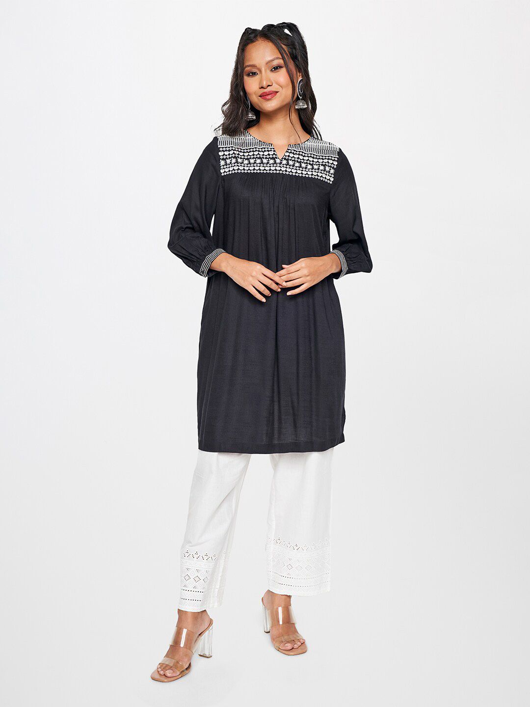 Global Desi Ethnic Motifs Yoke Design Thread Work A-Line Kurta
