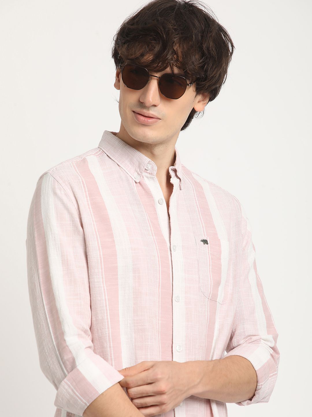 THE BEAR HOUSE Men Striped Slim Fit Casual Shirt with Button-Down Collar and Long Sleeves