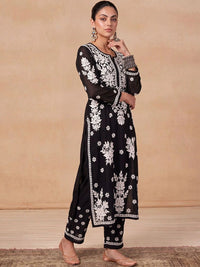 House of Chikankari Women Ethnic Motifs Embroidered Regular Thread Work Chanderi Silk Kurta with Trousers