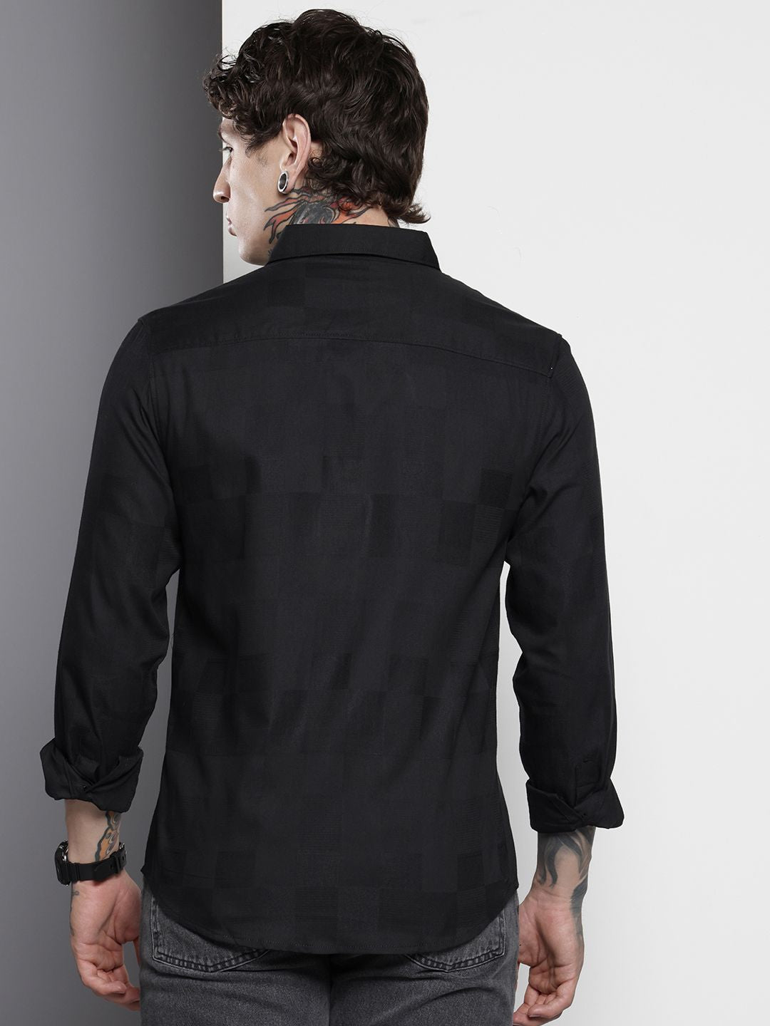 The Indian Garage Co Men Slim Fit Textured Dobby Party Shirt
