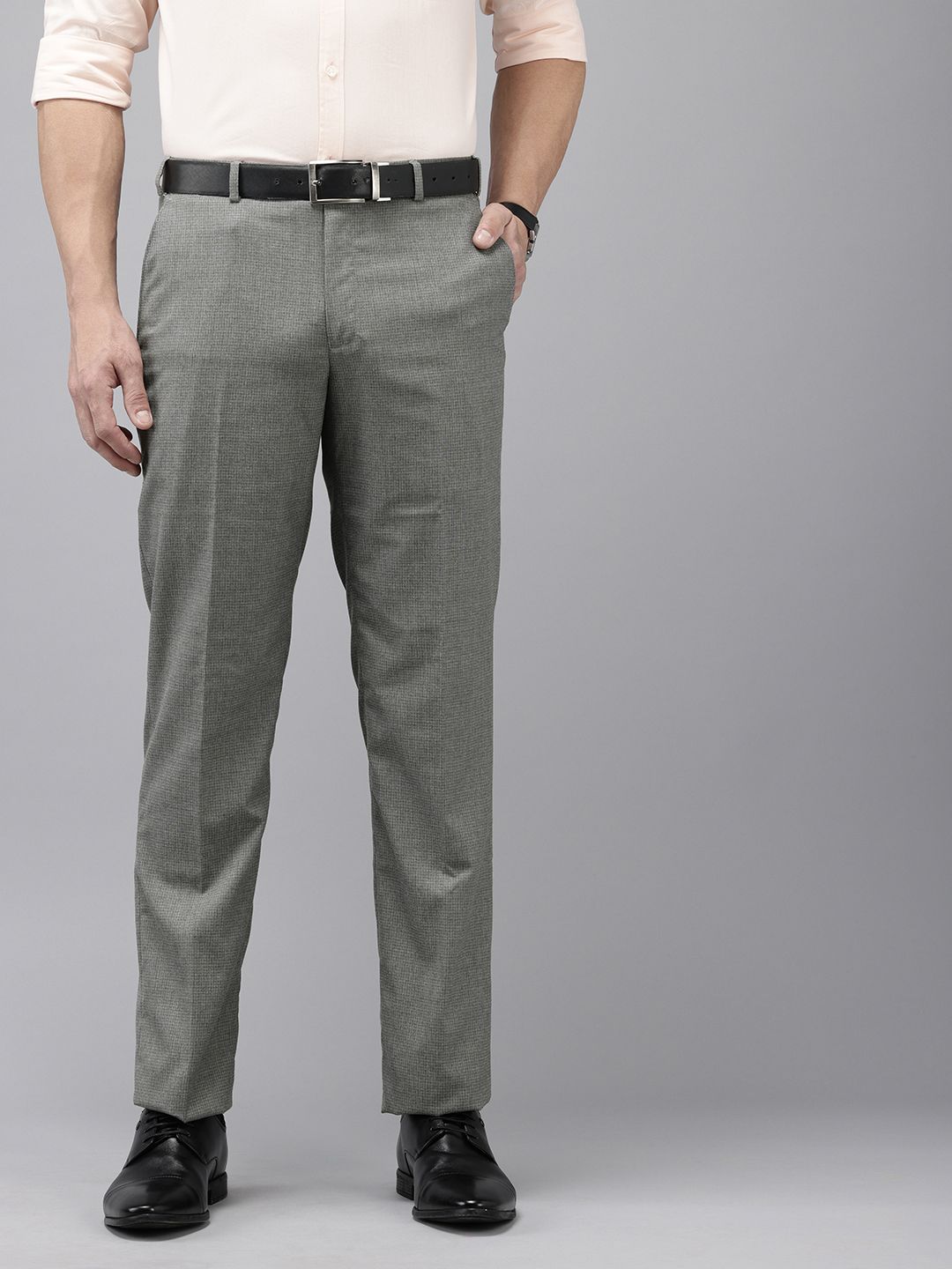 Park Avenue Men Textured Checked Formal Trousers