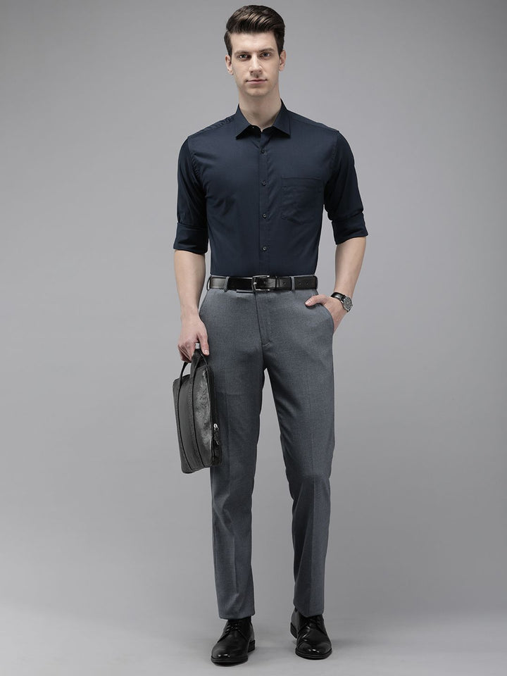 Park Avenue Slim Fit Opaque Cutaway Collar Formal Shirt