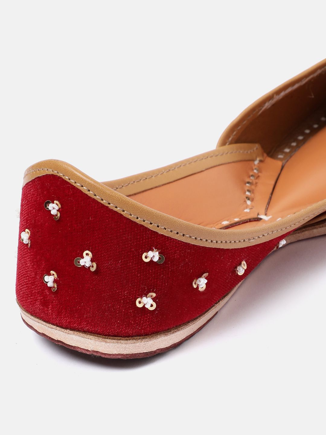 House of Pataudi Leather Embellished Ethnic Mojaris