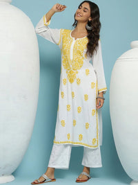 House of Chikankari Solid White Floral Embroidered Cotton Kurta