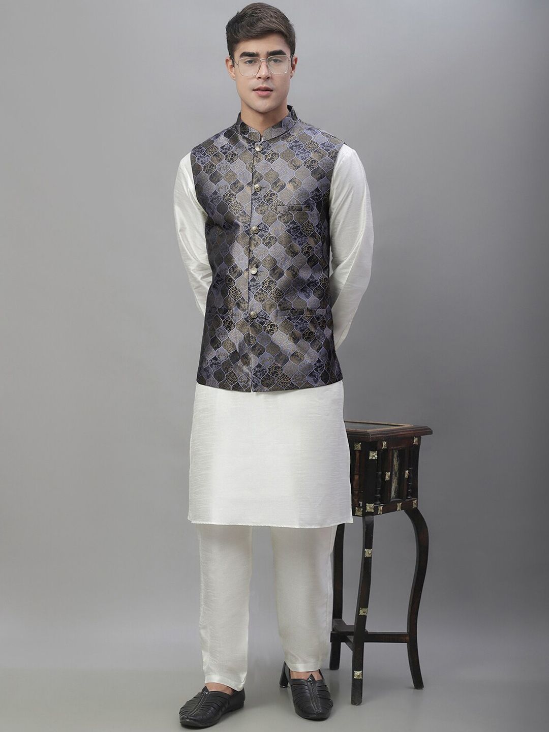 Anouk Men Woven Design Jackets