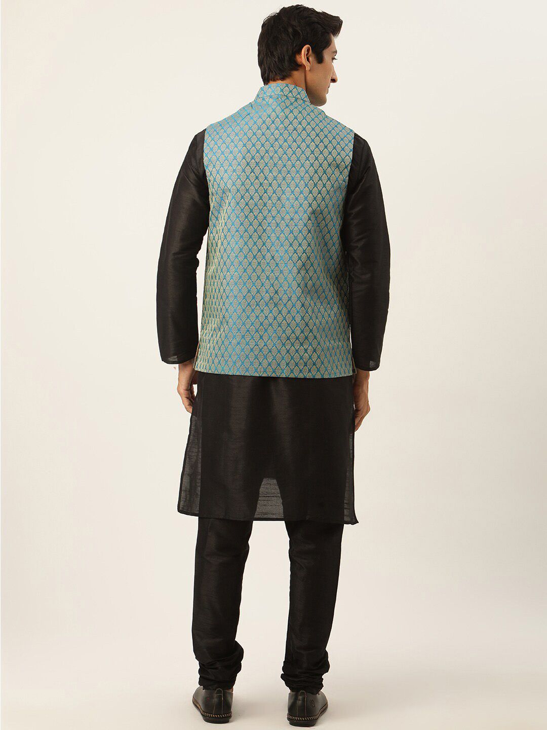 SOJANYA Mandarin Collar Silk Blend Regular Kurta With Churidar & Nehru jacket
