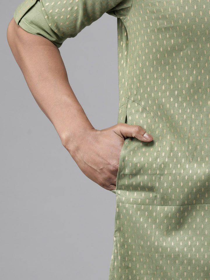 See Designs Floral Regular Pure Cotton Kurta With Pyjamas