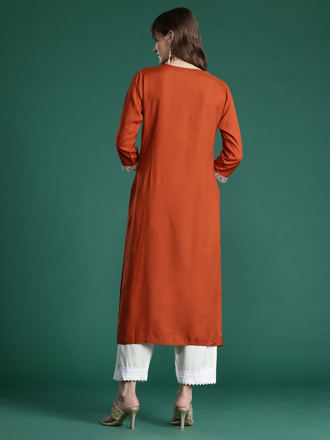 Indo Era Floral Embroidered Thread Work Kurta